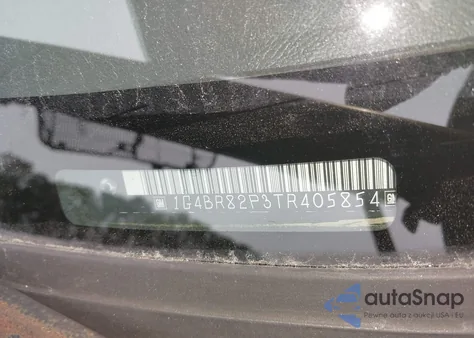 1996 Buick Roadmaster Limited from USA, damaged, VIN 1G4BR82P3TR405854